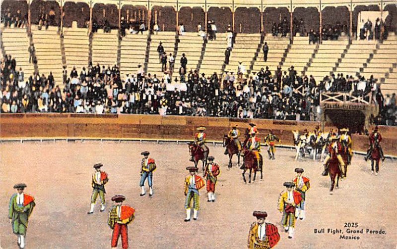 Bull Fight Arena Grand Parade Mexico Tarjeta Postal Unused 