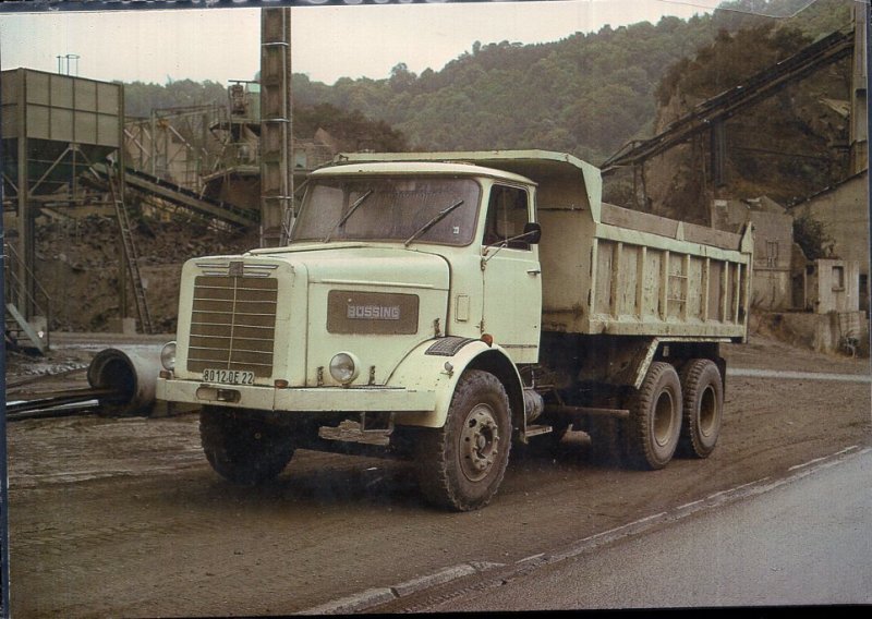 Vintage Trucks on Postcards GERMANY 1966 BUSSING Commodore