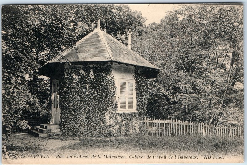 c1910s Rueil France Emperor Work Cabinet Chateau Malmaison Park Ivy Cottage A353