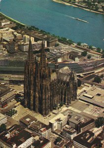 Germany Koeln Dom Luftaufnahme