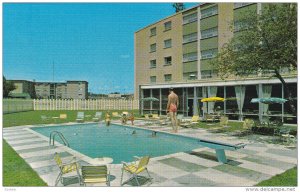 Swimming Pool , Skyline Hotel , TORONTO  , Ontario , Canada , 50-60s