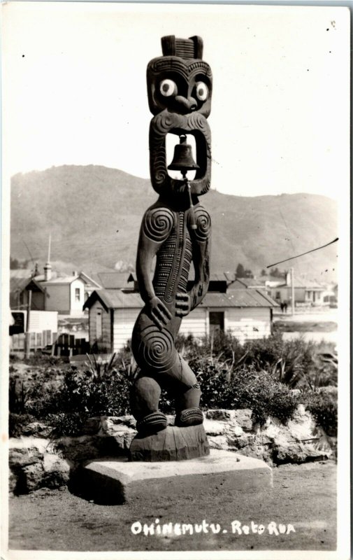 Postcard New Zealand Rotorua Ohinemutu Statue RPPC Real Photo - Bell L7