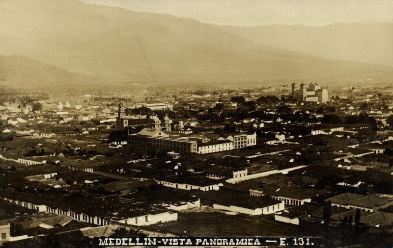 colombia, MEDELLIN, Vista Panoramica (1910s) Obando RPPC Postcard