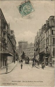 CPA Angouleme- Rue des Halles et Tour de Valois FRANCE (1073405)