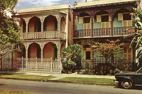 LA - New Orleans, Vieux Carre Antibellum Homes