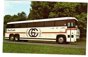 MC 9 Crusader II Coach, Gray Coach Bus, Ontario