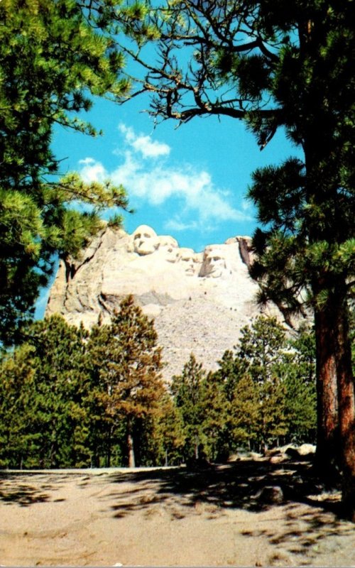 South Dakota Black Hills Mount Rushmore Memorial