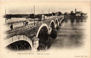 CPA Les PONTS-de-CÉ - Pont sur la Loire (296672)