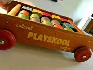 Original Vintage Colorol Playskool Wagon Wood 18 Pieces Building Toys SKU080-047