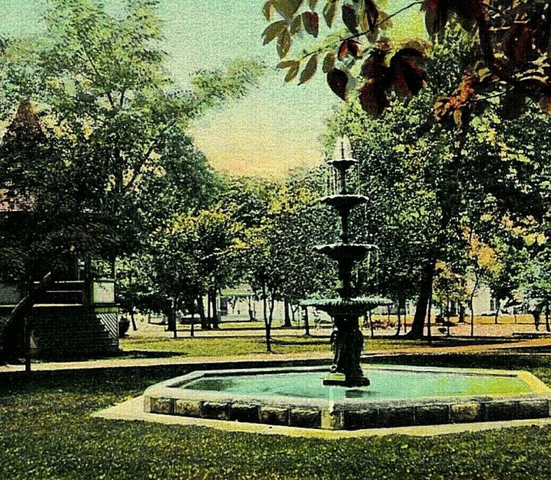 Clarion IA Iowa City Park Scene Fountain and Band Stand Vtg Postcard