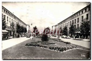 Modern Postcard Royan A Briand Boulevard to the Walk