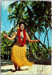 1952 Tahitian Dancer Wearing Double Red Carnation Lei & Pili Grass Postcard