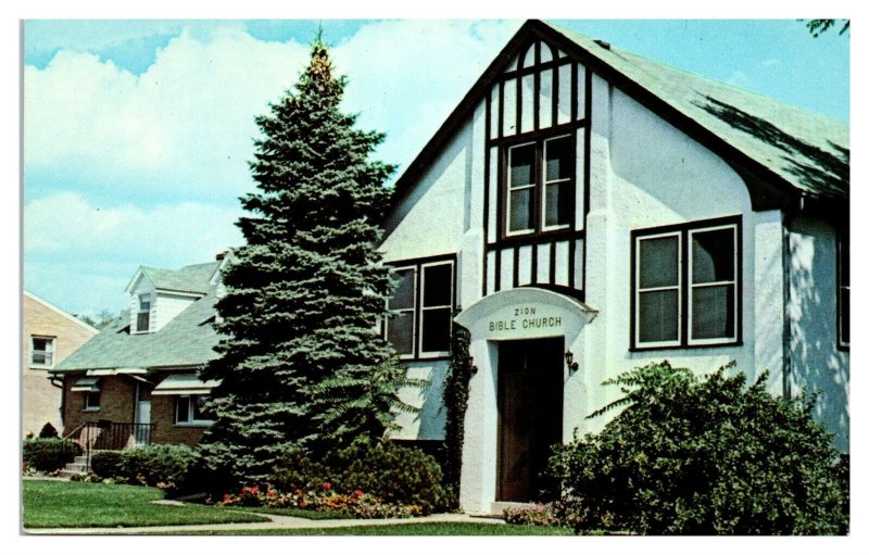 1950s/60s Zion Bible Church and Parsonage, Zion, IL Postcard *5N(3)19 