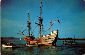Massachusetts Plymouth Mayflower II Built At Brixham England Ships