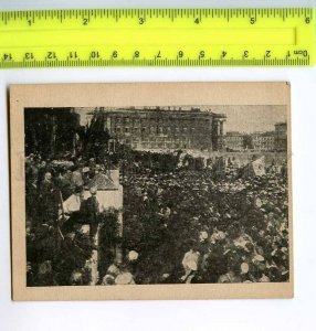 290753 REVOLUTION LENIN on Demonstration in Leningrad KOREA FLAG Vintage