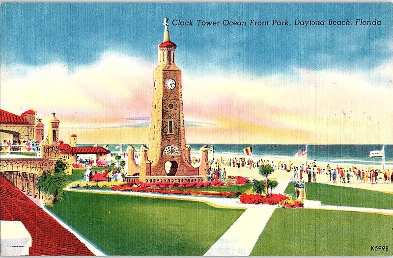 Postcard MONUMENT SCENE Daytona Beach Florida FL AI1465