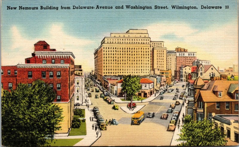 Vtg 1930s Nemours Building from Delaware Avenue Wilmington Delaware DE Postcard