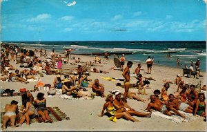 Fort Lauderdale Beach Florida Scenic Oceanfront Chrome Cancel WOB Postcard 