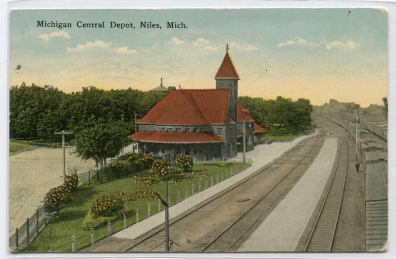 Michigan Central Railroad Depot Niles Michigan 1915 postcard