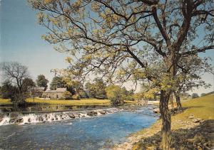 uk34978 river wharfe grassington yorkshire  uk