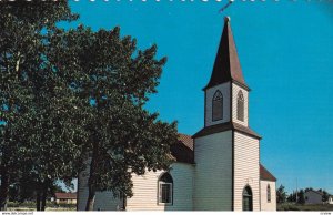 ONTARIO, Canada, 1950-1960s; St. Thomas' Anglican Church, Land Of The Polar B...