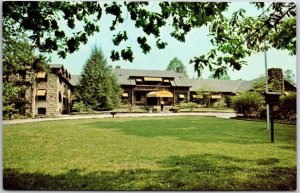 DuPont Lodge Cumberland Falls State Park Corbin Kentucky KY Grounds Postcard