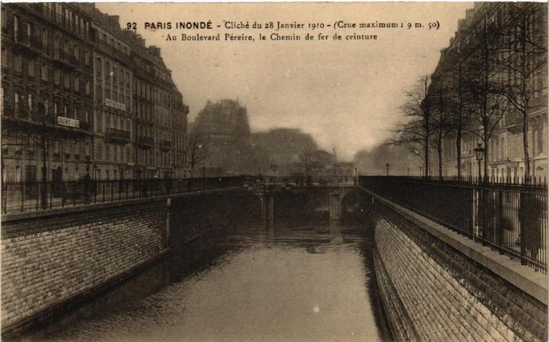 CPA PARIS 17e Au Boulevard Pereire. le chemin de fer de ceinture (539318)