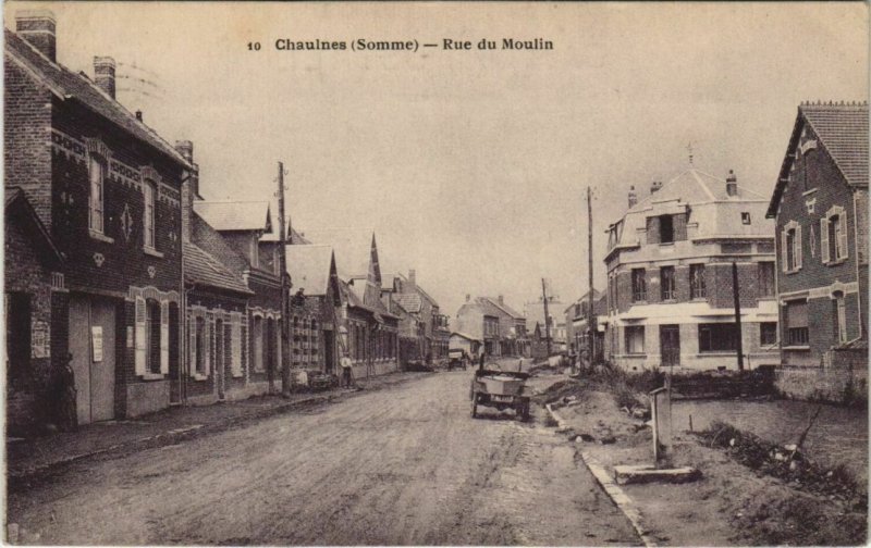 CPA CHAULNES Rue du Moulin (19134)
