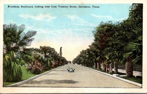 Texas Galveston Broadway Boulevard Looking West From Tremont Street