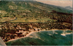 Aerial View of Waikiki Beach, Royal Hawaiian and Moana Hotels HI Postcard G76