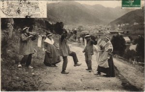 CPA La Bourree d'Auvergne - Folklore (1254277)