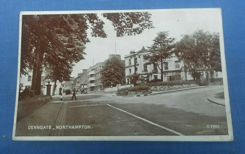 Vintage  Postcard  Derngate Northampton F1B