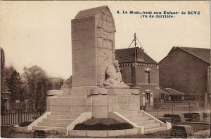 CPA guerre ROYE Monument aux Morts (19376)
