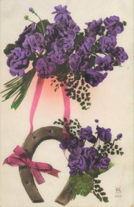 Postcard flower bouquet ribbon decorated horseshoe lucky charm