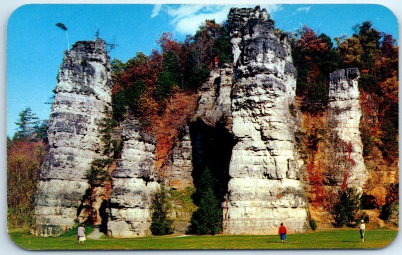 Postcard - Natural Chimneys, Mount Solon - Virginia