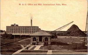 Postcard M. & O. Office and Mill in International Falls, Minnesota~133178