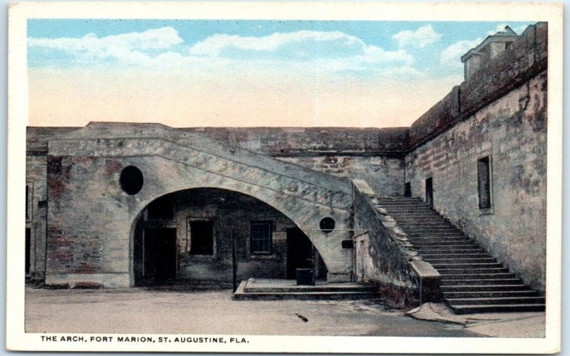 Postcard - The Arch, Fort Marion - St. Augustine, Florida