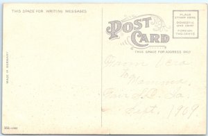 c1910s Sioux City, IA Public LIbrary Building People Gloss Postcard A116