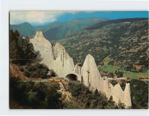 Postcard Les Pyramides d'Euseignes, Val d'Hérens, Hérémence, Switzerland