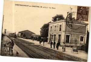 CPA AK CHATEAUNEUF-sur-SARTHE - La Gare (165369)