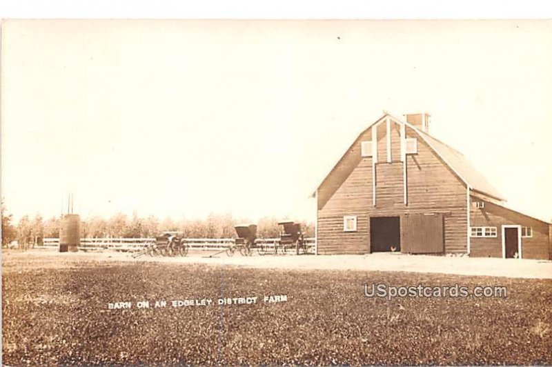 Barn in Edgeley, North Dakota