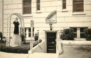 1950s RPPC; Santa Rita Clinic Bellevue Ave Los Angeles CA Community Chest Agency