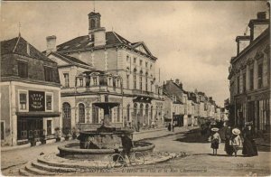 CPA NOGENT-le-ROTROU-L'Hotel de Ville et la Rue Charonnerie (28681)