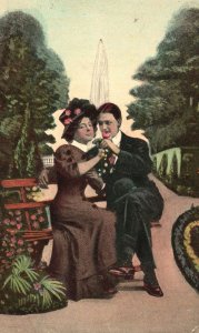 Vintage Postcard 1910'S Lovers Couple At The Park Fragrant Flower Sweet Romance