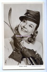 b5631 - Film Actress - Sonia Henie with Ski's - Picturegoer No.W.83 - postcard