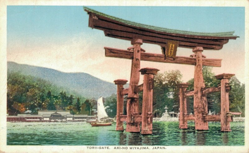Japan Torii Gate Aki-No Miyajima Japan Hatsukaichi Vintage Postcard 07.18