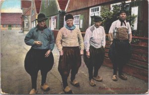 Netherlands Marken Marker Vissers Vintage Postcard 04.12