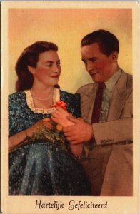 Romantic Couple In Love Vintage Postcard C048