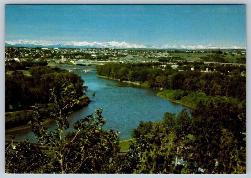 Bow River, Skyline, Calgary Alberta, Canada, Chrome Postcard, NOS