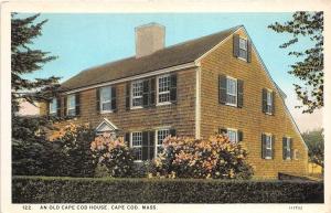 B41441 An Old Cape Cod House Cape Cod Mass  usa